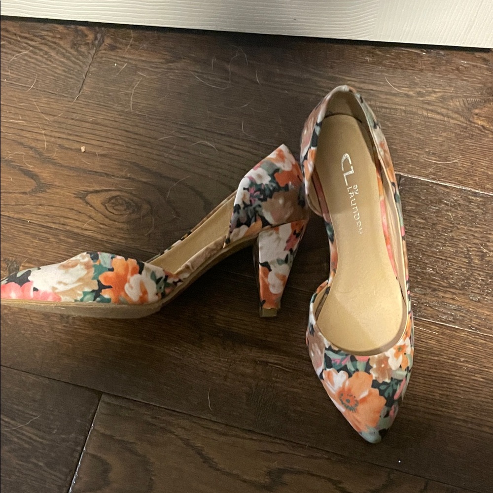 CL by Laundry Multicolor Patterned Shoes
